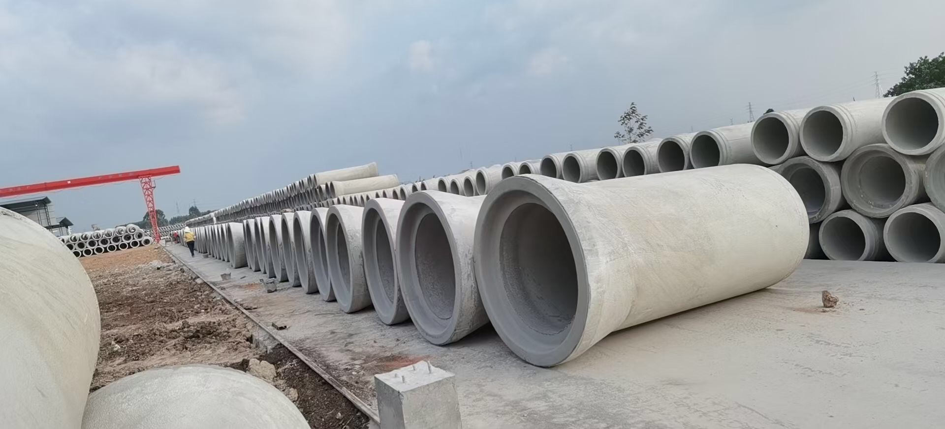 佛山水泥管水泥製品選華堅型號全-規(guī)格齊全-價格優(yōu)惠